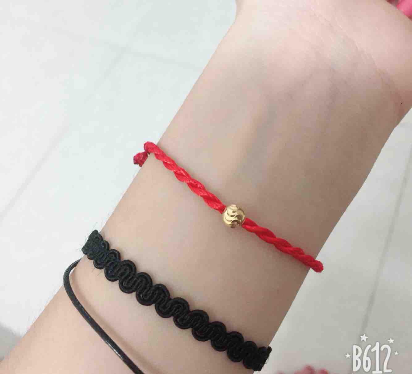 [HCM]Vòng tay chỉ đỏ kim tiền
