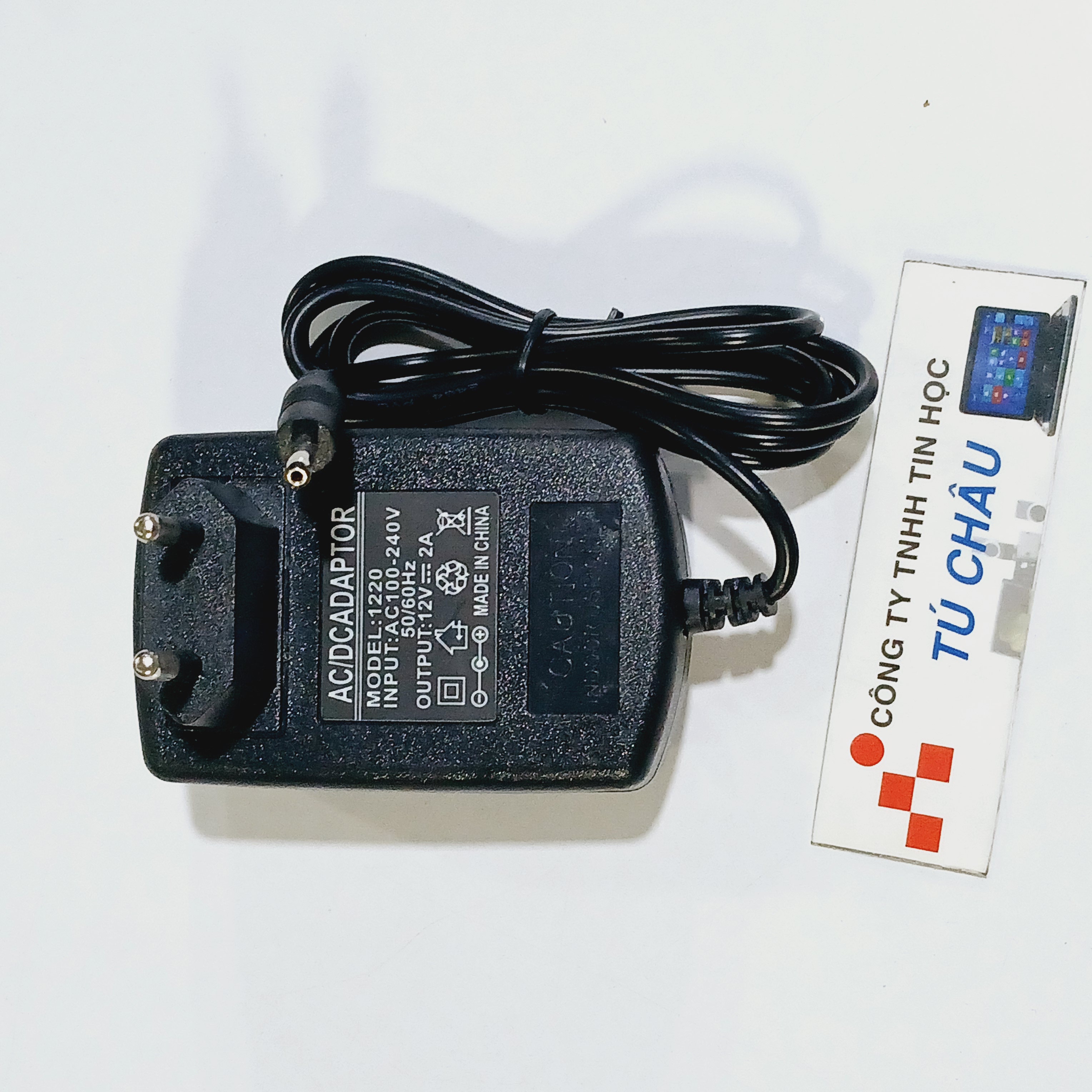 Adapter Dc 12V - 2A / Plug 3.5mm X 1.35mm