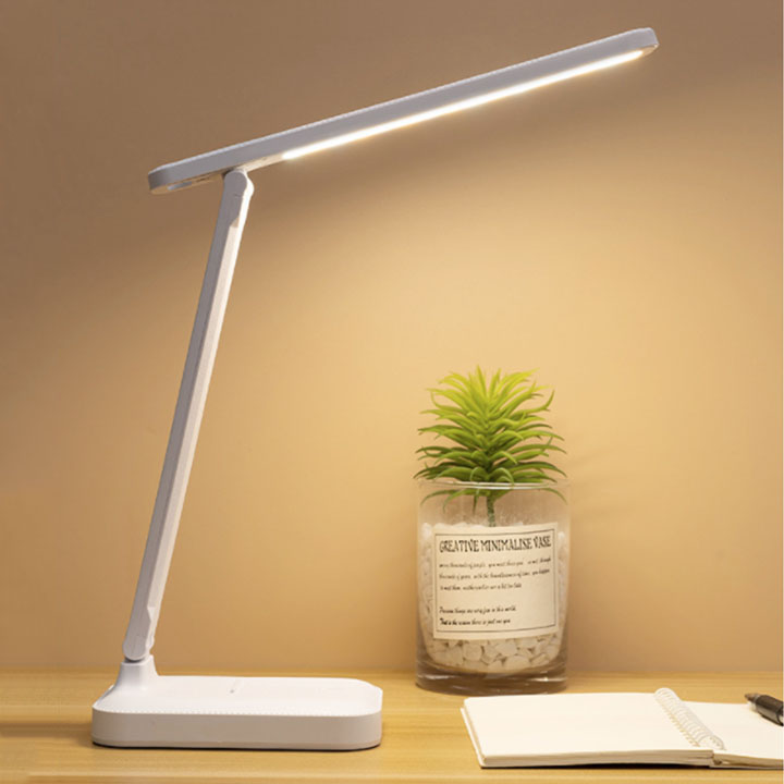 Đèn học LED để bàn chống cận cao cấp