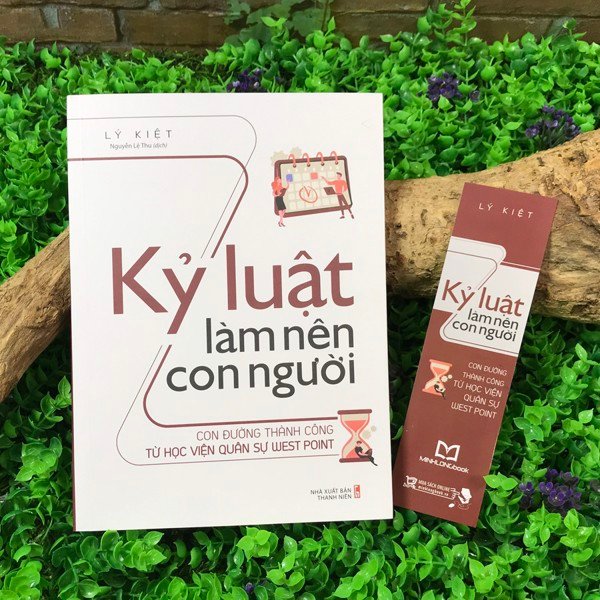 Sách: Kỷ Luật Làm Nên Con Người(Tái Bản)