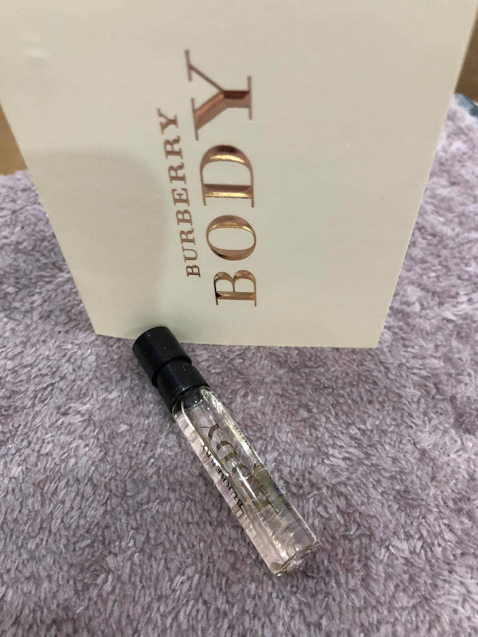 VIAL NƯỚC HOA NỮ BODY BURBERRY 2ML MỸ