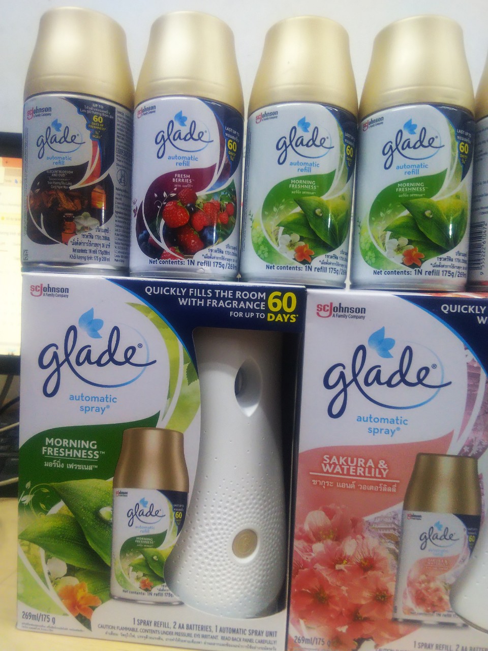 Bộ xịt phòng tự động Glade Thái Lan