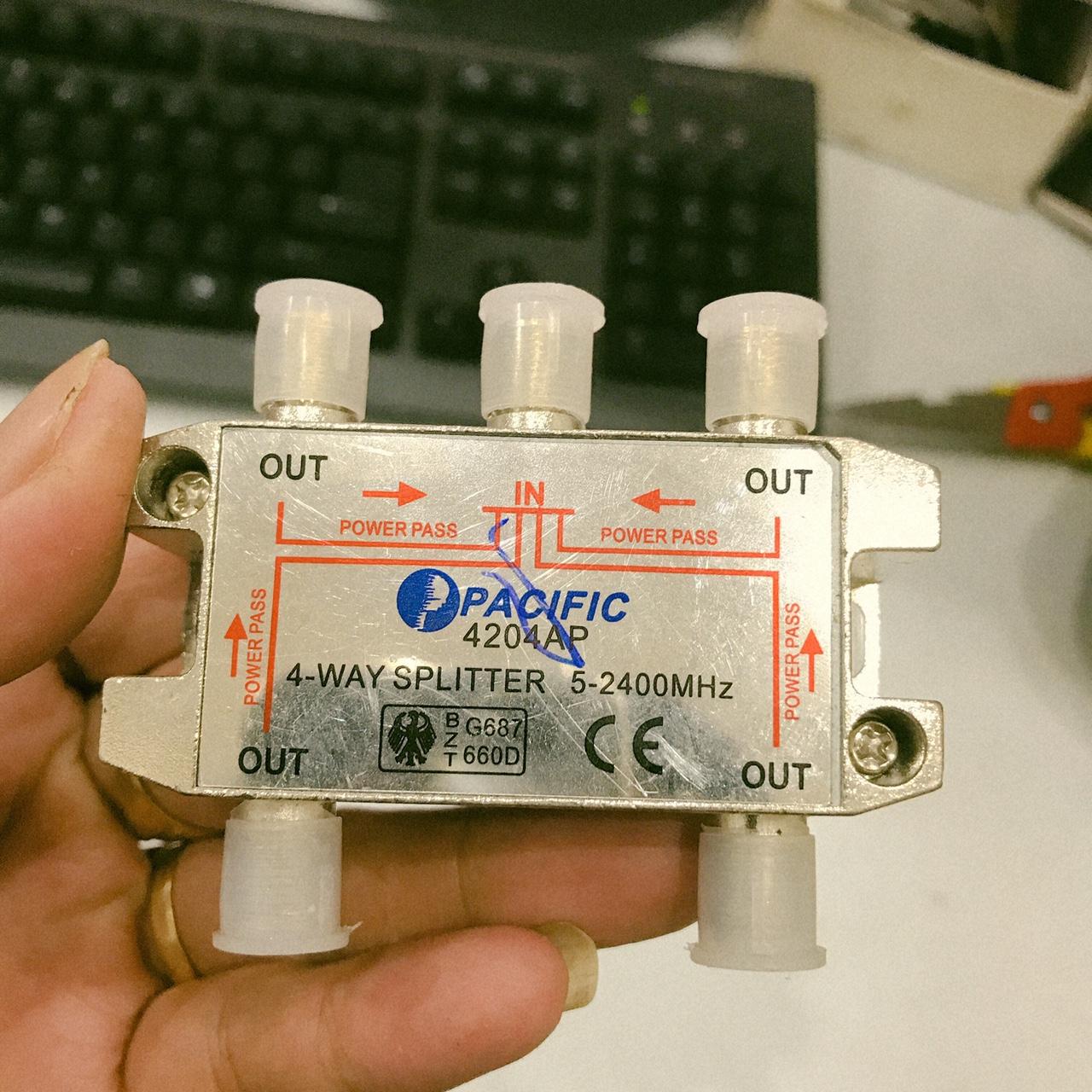 [HCM]Bộ Chia 3 Vệ Tinh Và Truyền Hình Cáp PACIFIC