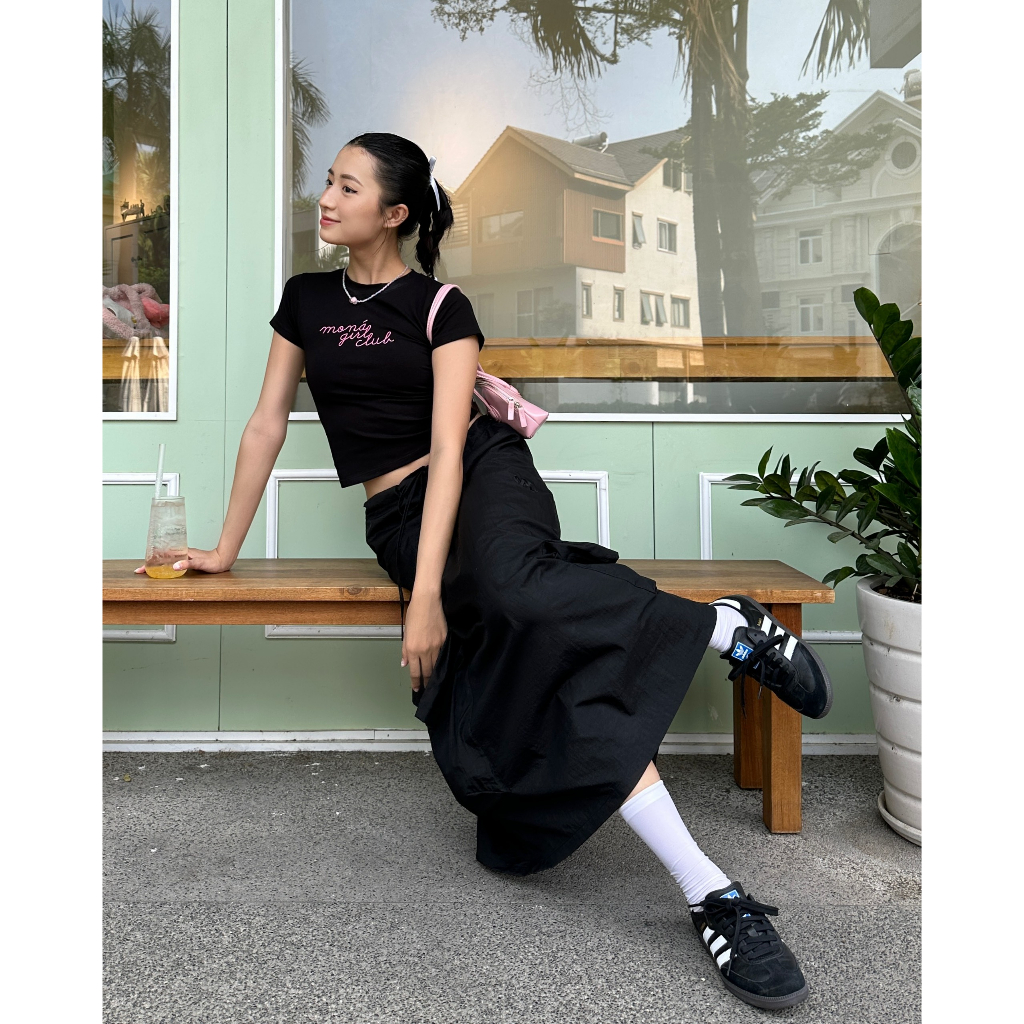 [VOUCHER 12%/149K] Áo thun baby tee form ôm Y2K MONÁ - PONY
