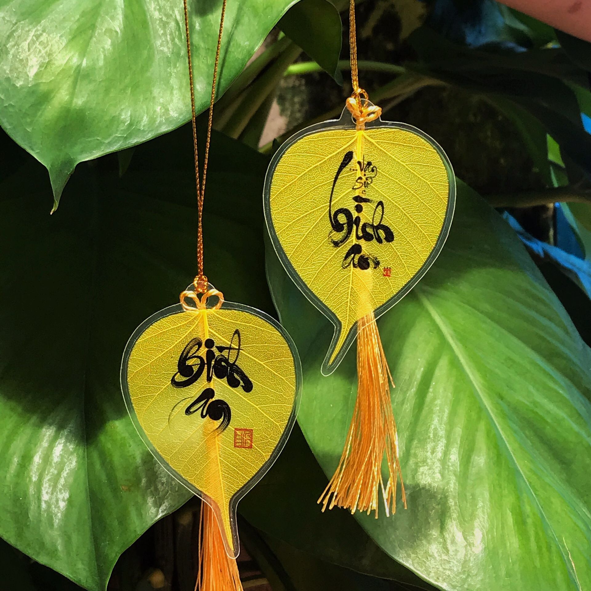 Lá Bồ Đề thư pháp chữ Bình an - Vạn sự bình an (Cầu Bình An – Tài Lộc – May mắn, Ốp điện thoại, Hàng loại 1)