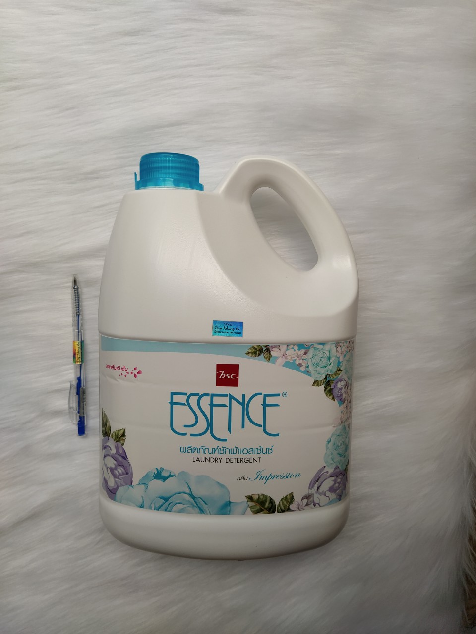 Nước giặt Essence 3500 ml (can 3,5L) nhập khẩu Thái Lan