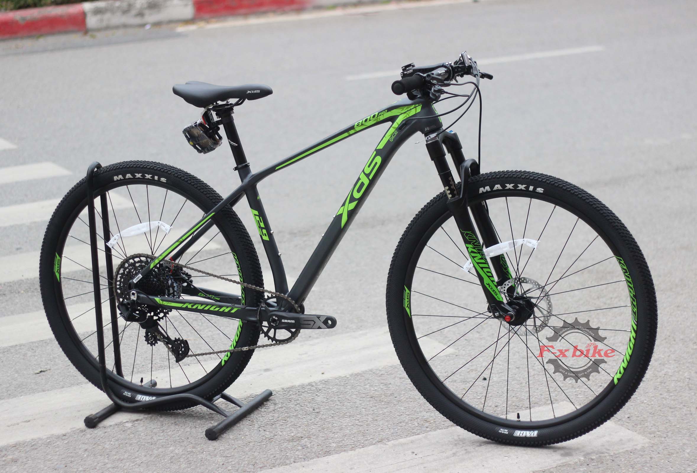 Xe Đạp MTB  XdS Knight 800 Pro