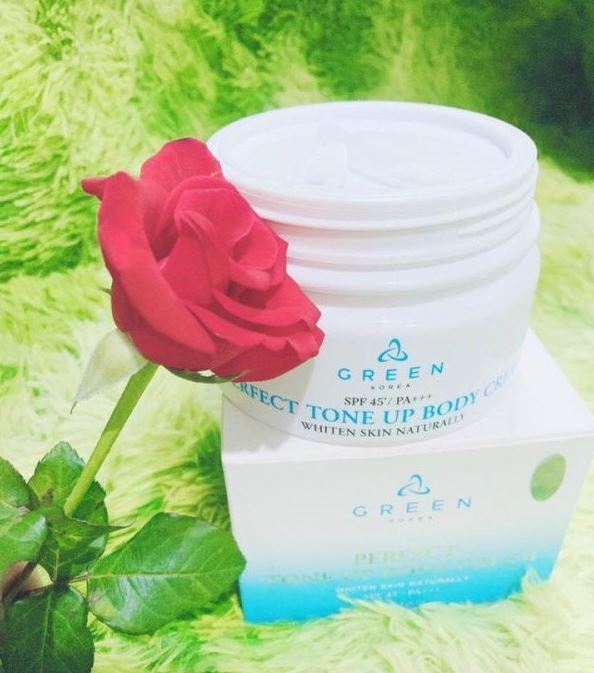 Kem dưỡng trắng da toàn thân rose perfume
