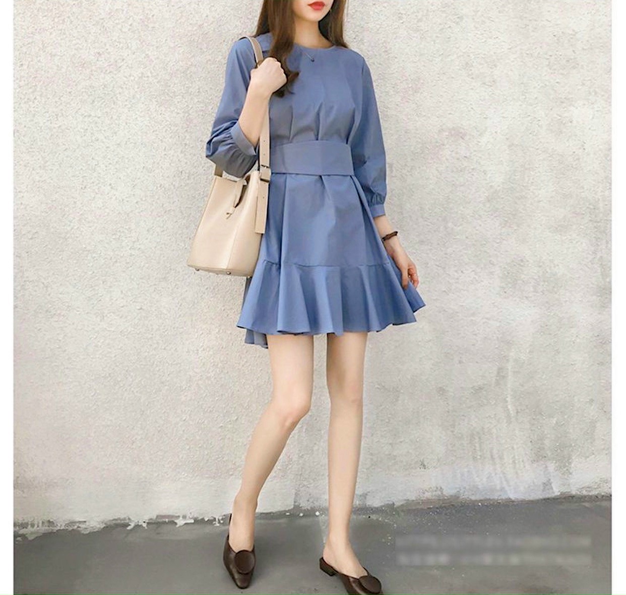 Đầm đuôi cá phối dây sọc 2 màu