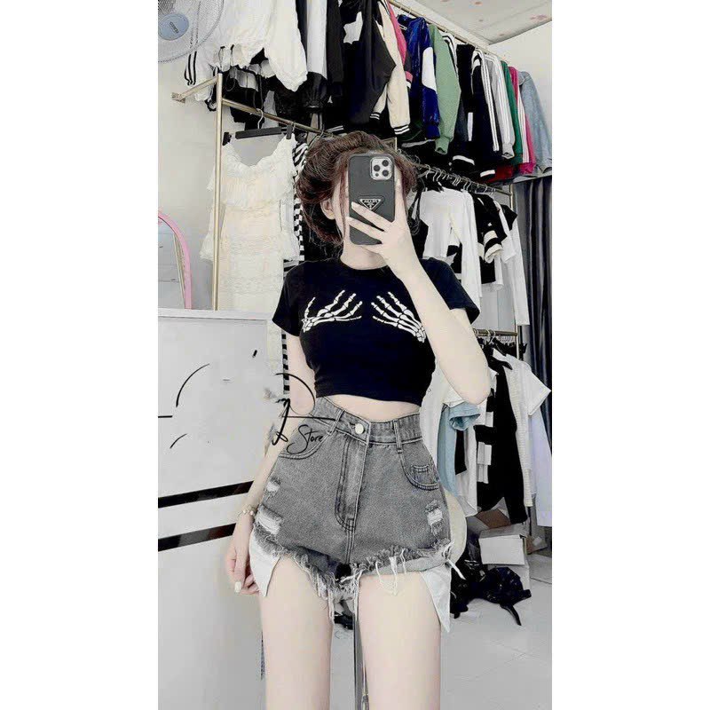 Áo Croptop Cổ Tròn In Hình