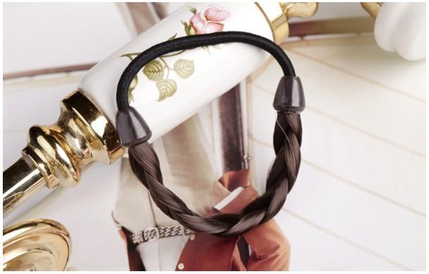 Cột tóc thắt bím Hàn Quốc, phong cách trẻ trung, xinh xắn