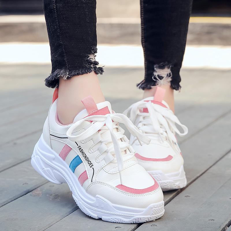 Giày thể thao chữ FASHION