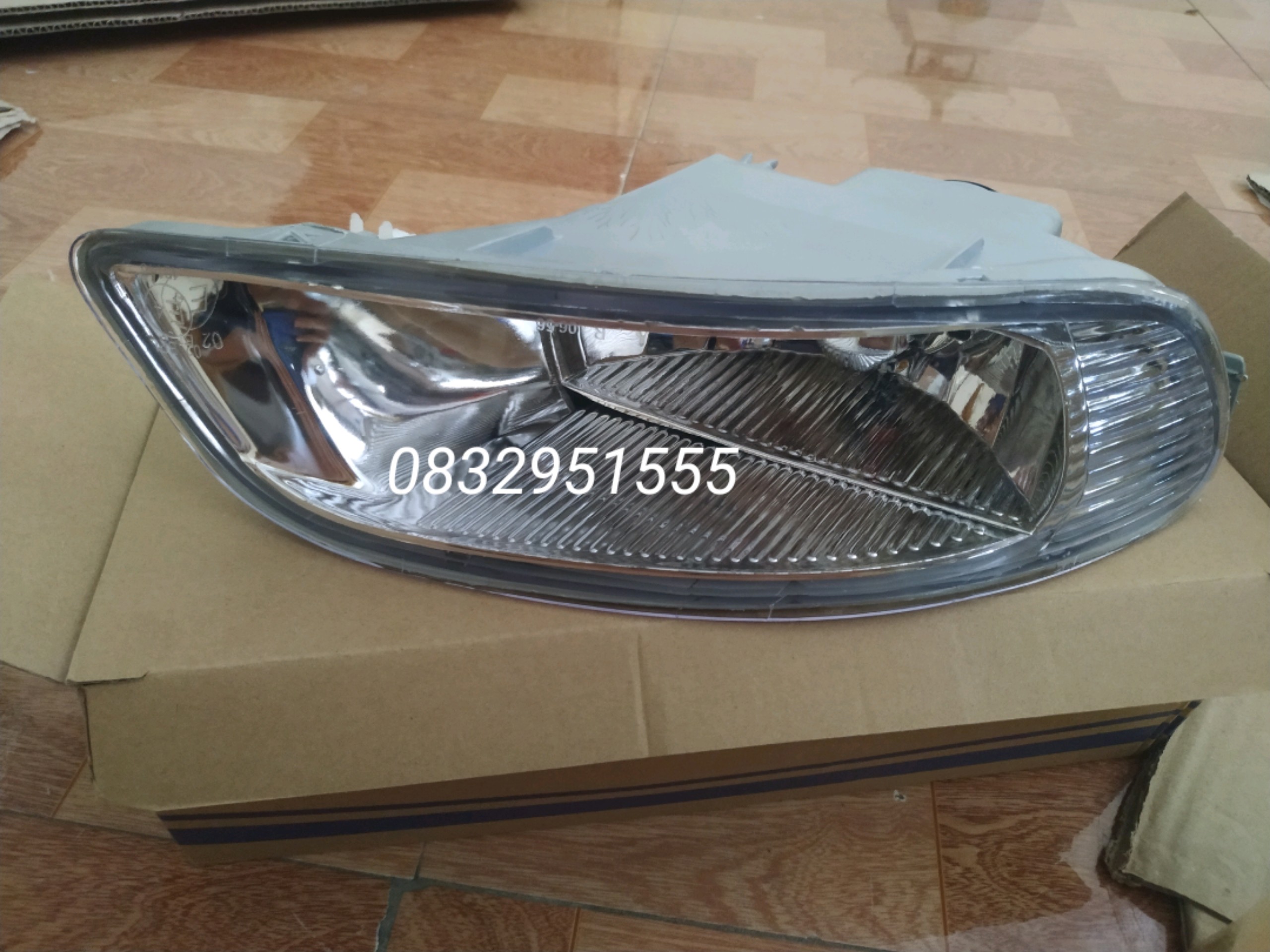 đèn gầm Altis 02 - 07 , 2 đầu vát
