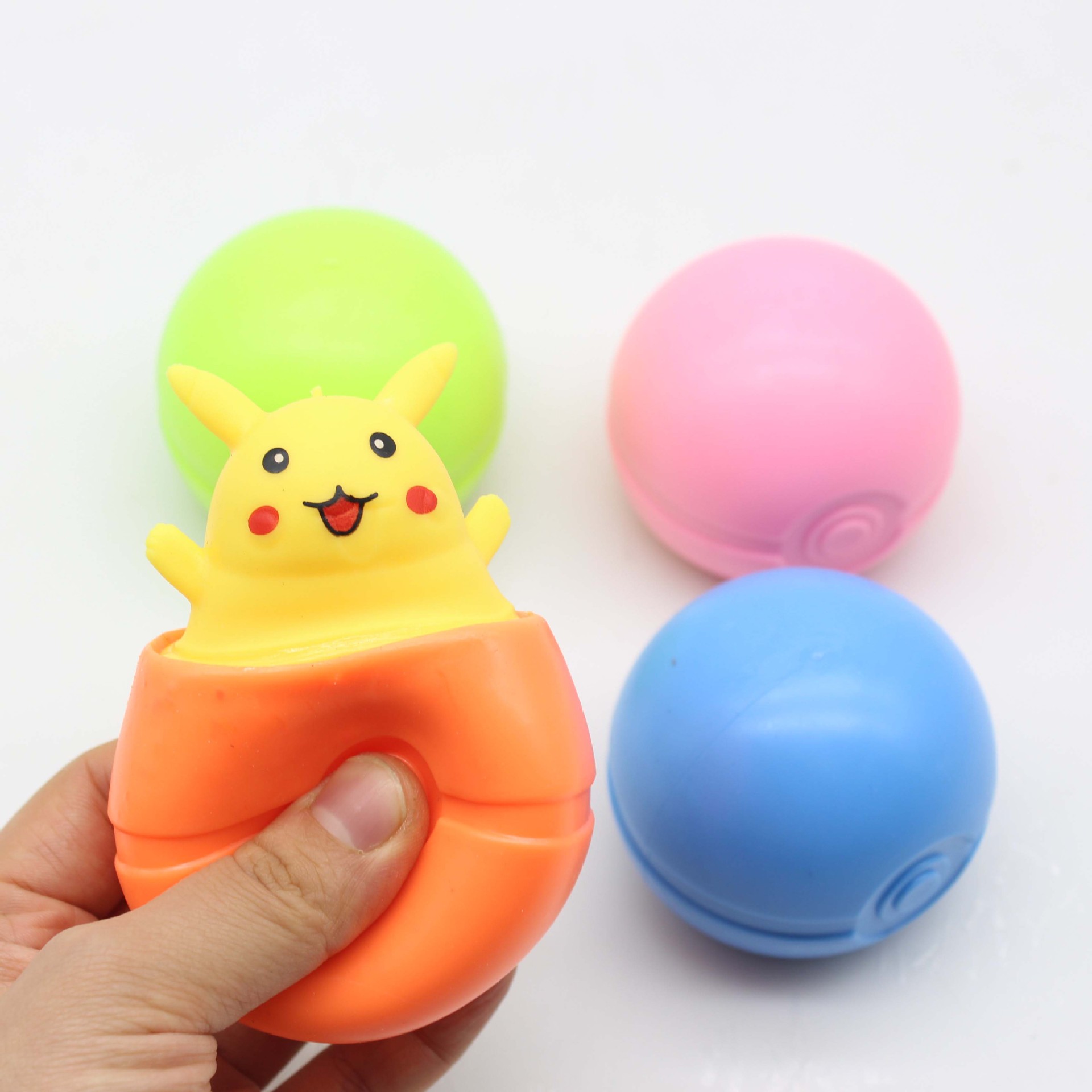 Đồ chơi bóp dẻo Pikachu | Squishy Pikachu