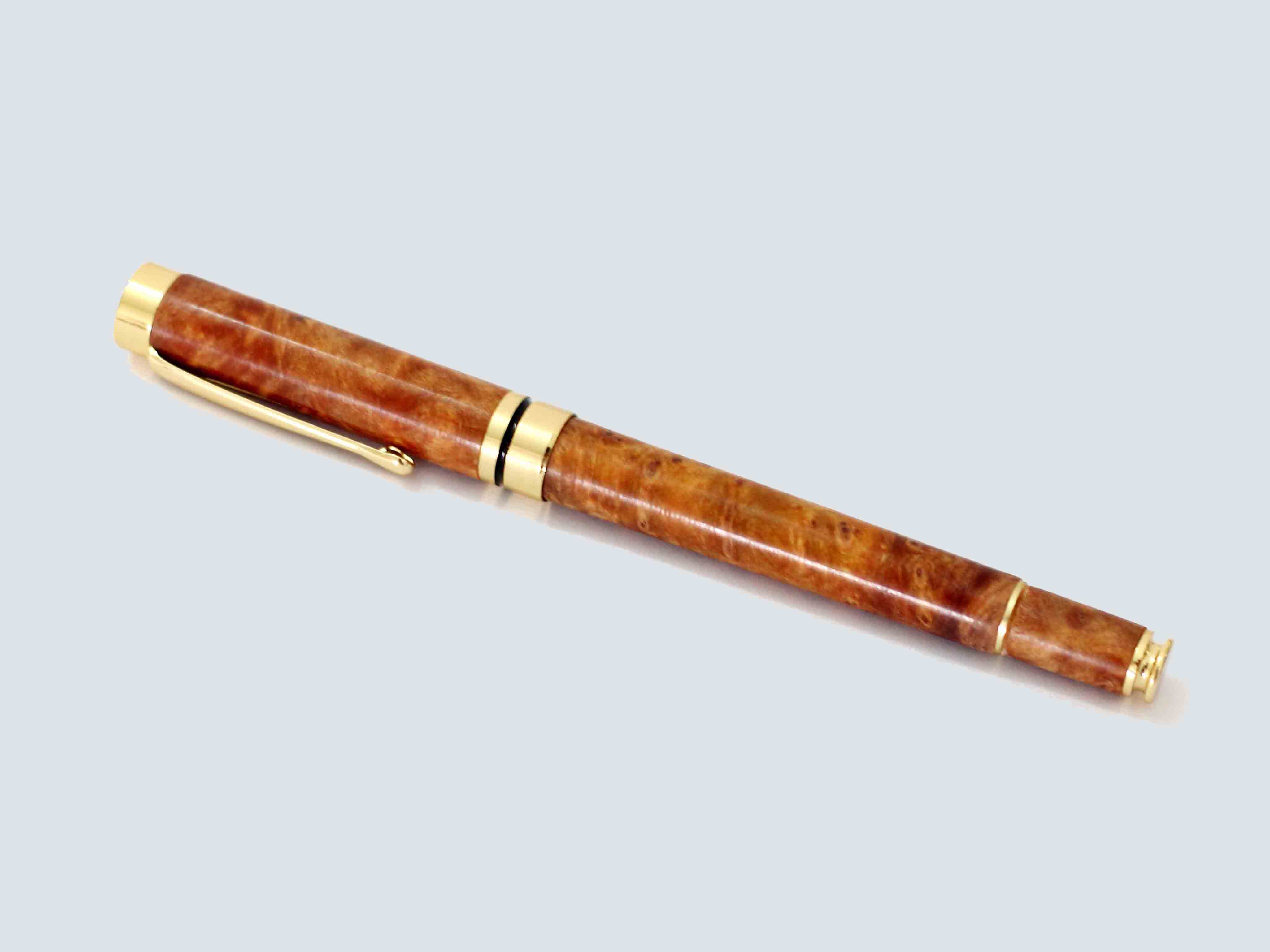 Bút Gỗ Nu Huyết Long Cao Cấp