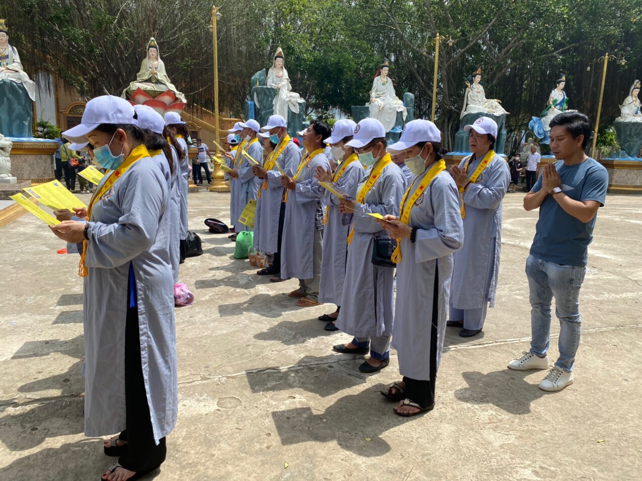 Bán chạy - Áo tràng phật tử ( Vải kate) Nam & Nữ