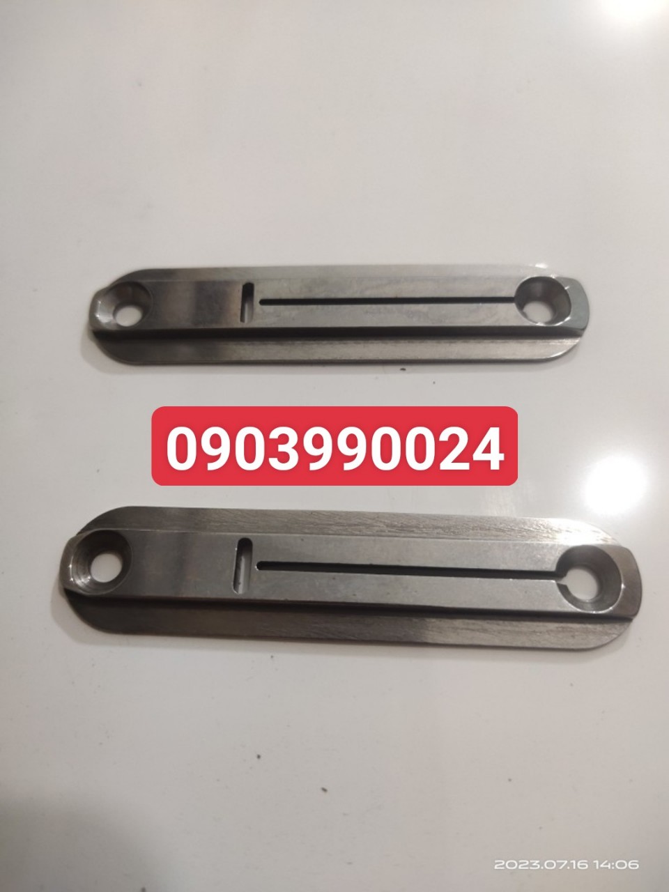 mặt nguyệt máy thùa khuy áo sơ mi