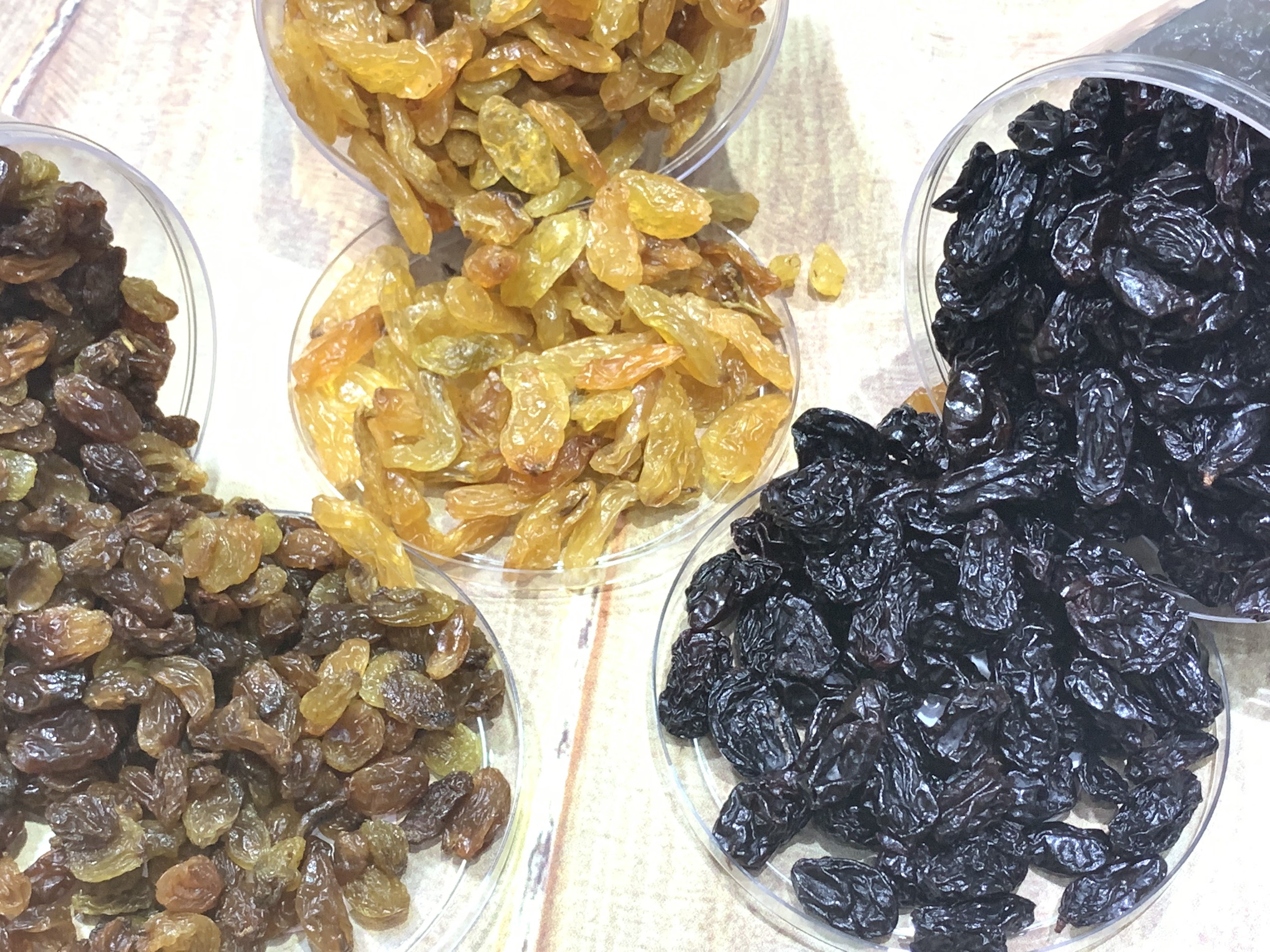 200G Nho nâu ngon ngon