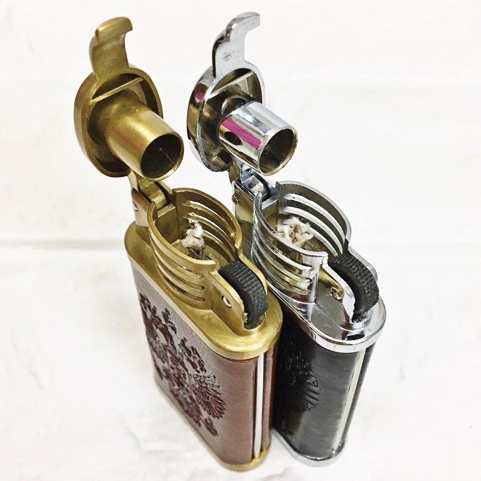 (BẬT LỬA ĐỘC LẠ) HỘT QUẸT ZIPPO CỐI XĂNG ĐÁ BỌC DA CAO CẤP