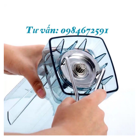 Dụng cụ tháo đế đỡ lưỡi dao máy xay sinh tố công nghiệp