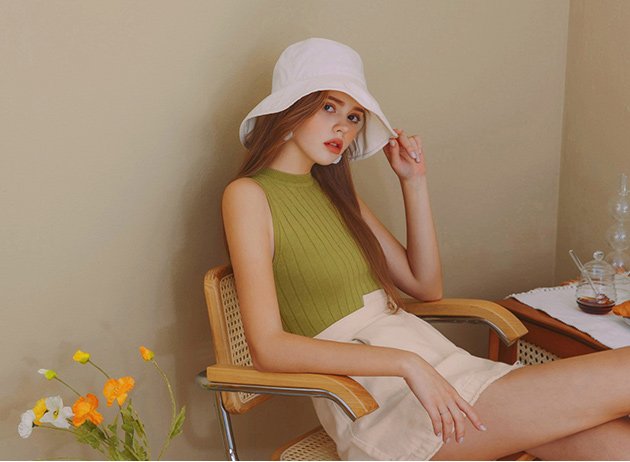 Áo sát nách cổ tròn len gân sọc nổi