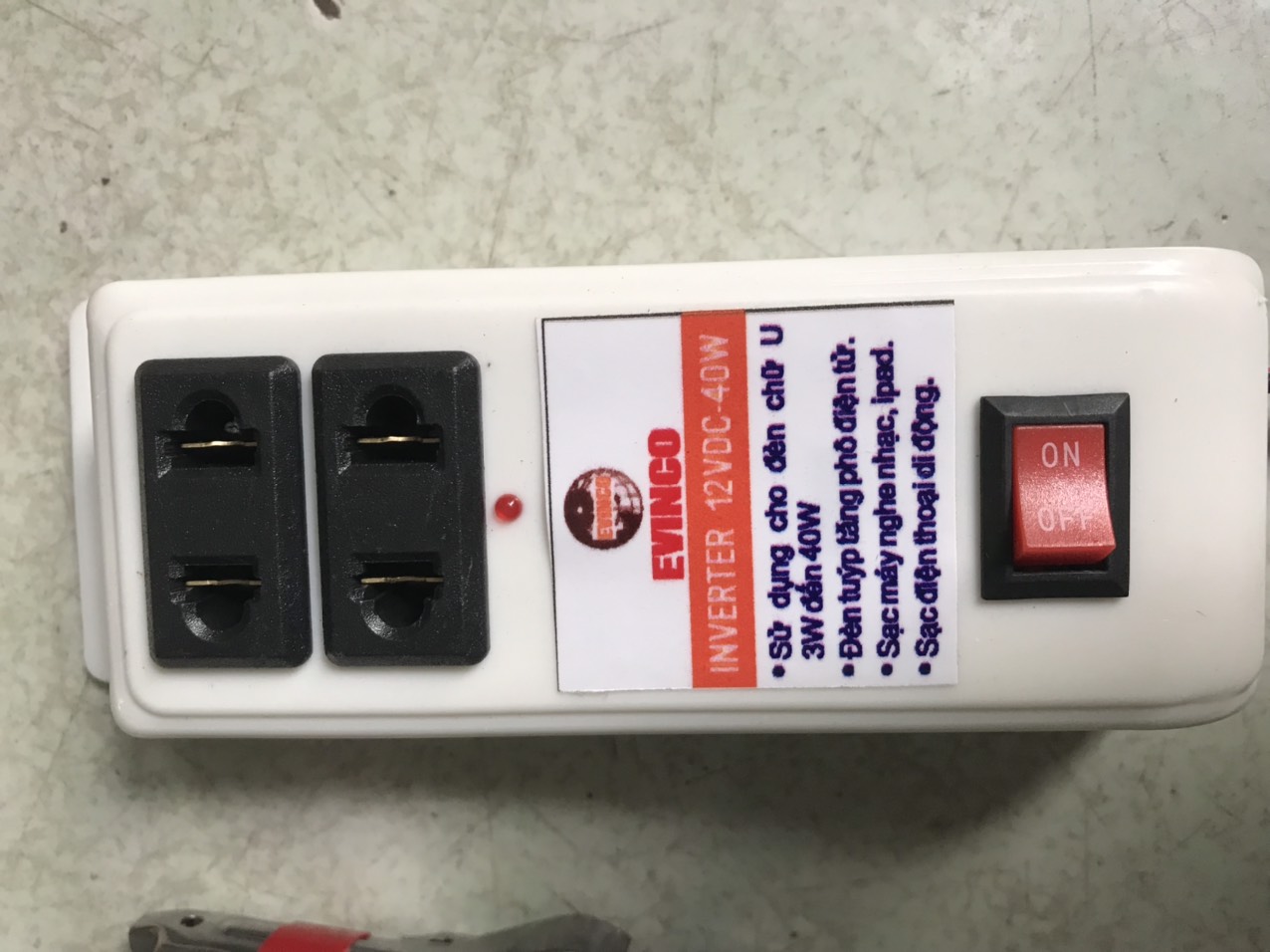 ĐỔI ĐIỆN 12V - 220V 40W, INVERTER 12V - 220V 40W