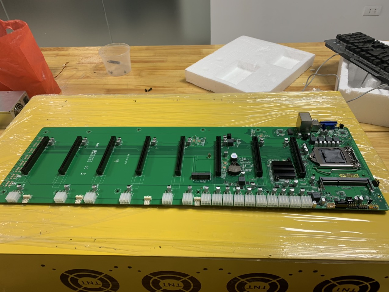 Main liền B75 ETH cho trâu cày ( mining bitcoin )