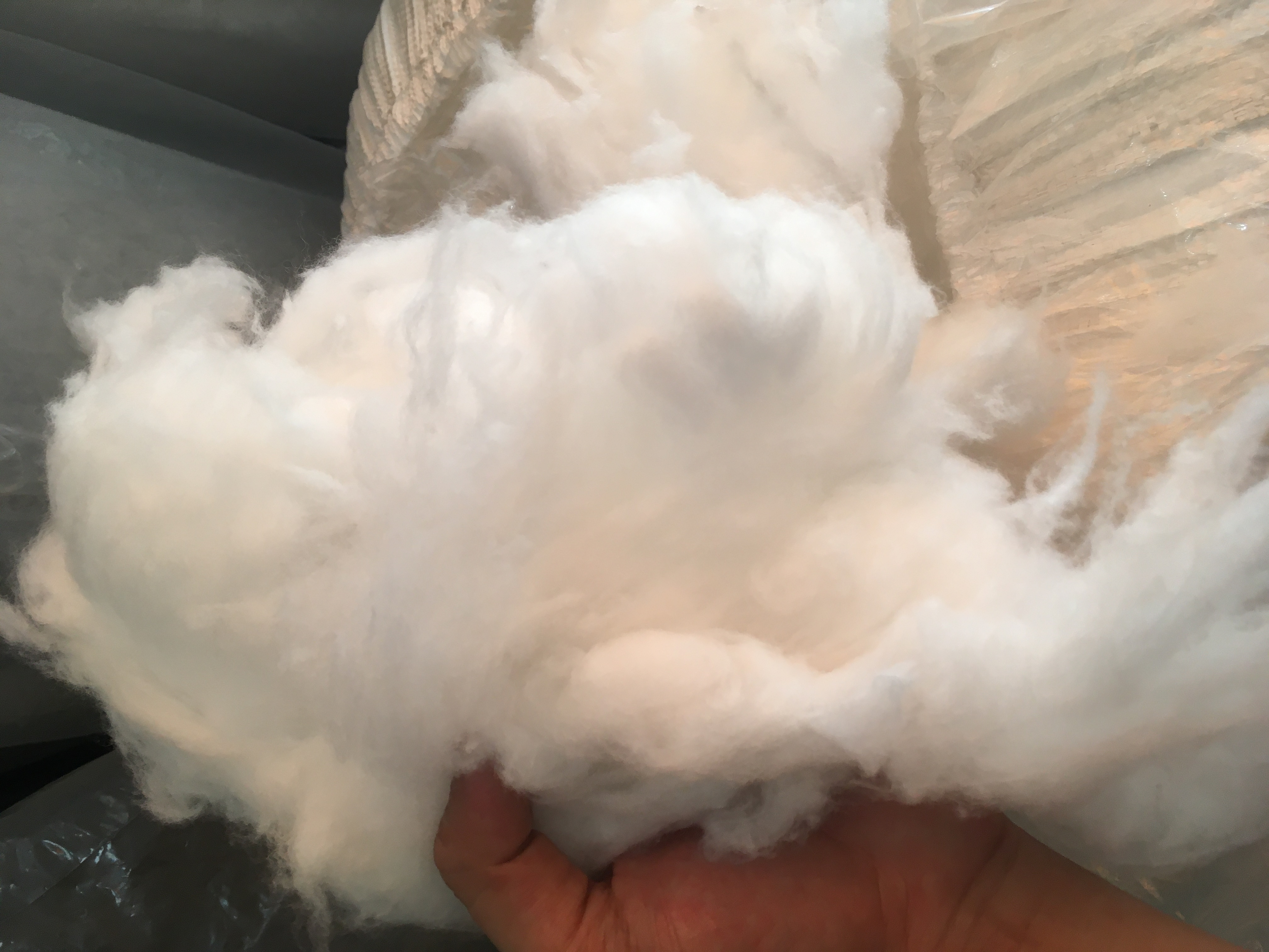 Bông Gòn Lông Vũ (Công Nghiệp) (2KG)