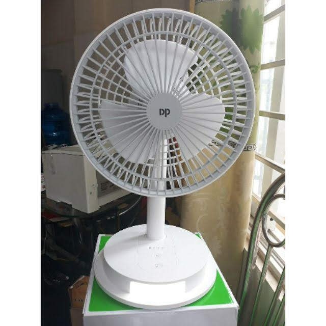(sale) Quạt sạc để bàn có đèn Led đa năng DP-7627