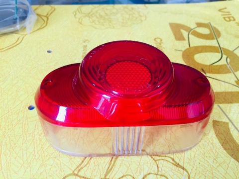đế + chụp láy đèn hậu honda 67 và các dòng tương tự