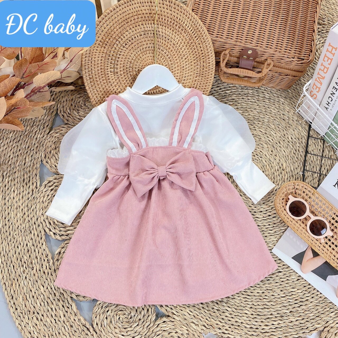 Đầm bé gái thu đông cho bé gái từ 10 đến 22kg, Chất liệu váy nhung nơ kèm  áo trong zip phối tay lưới ren mịn đẹp