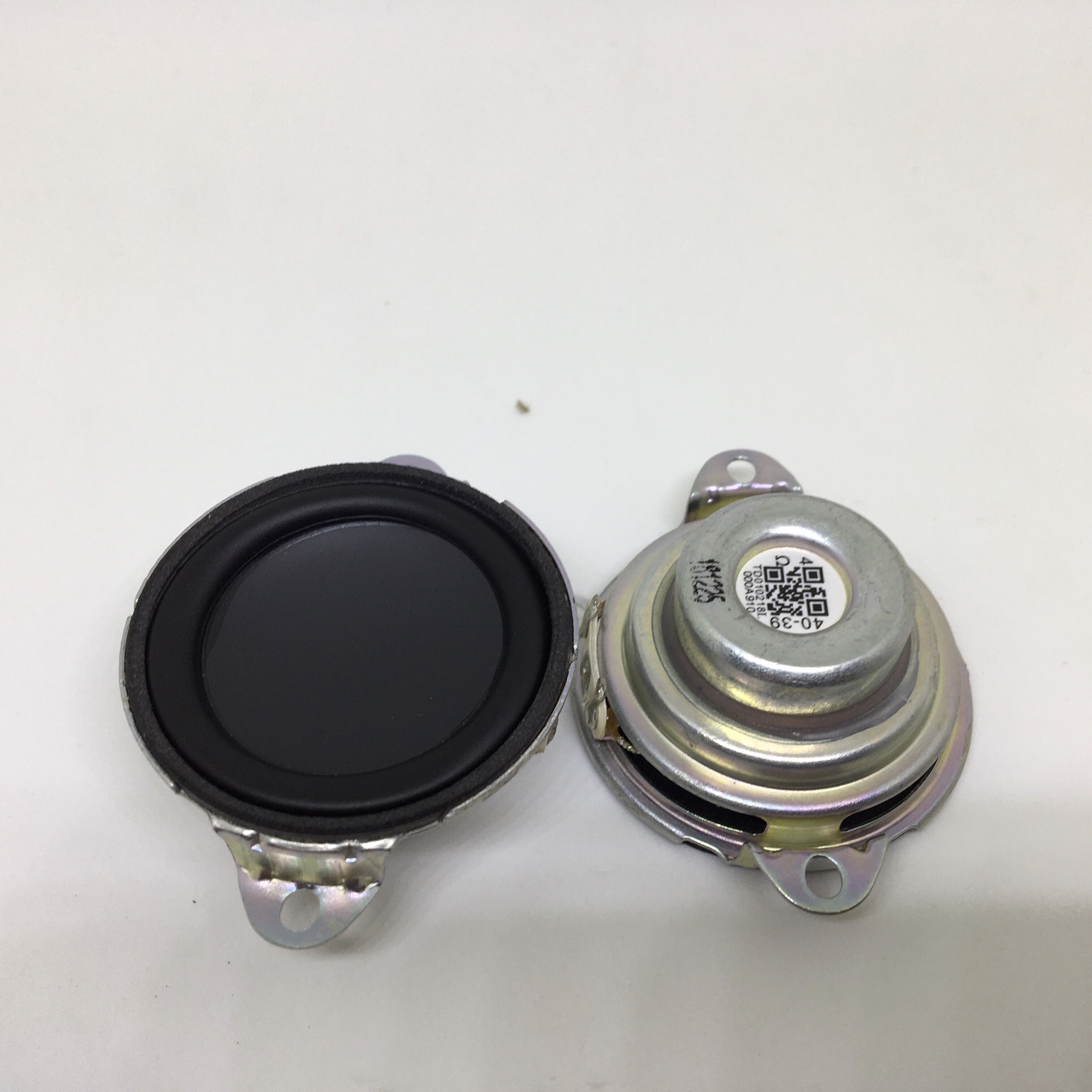 2 Củ loa Harman Kardon 40mm