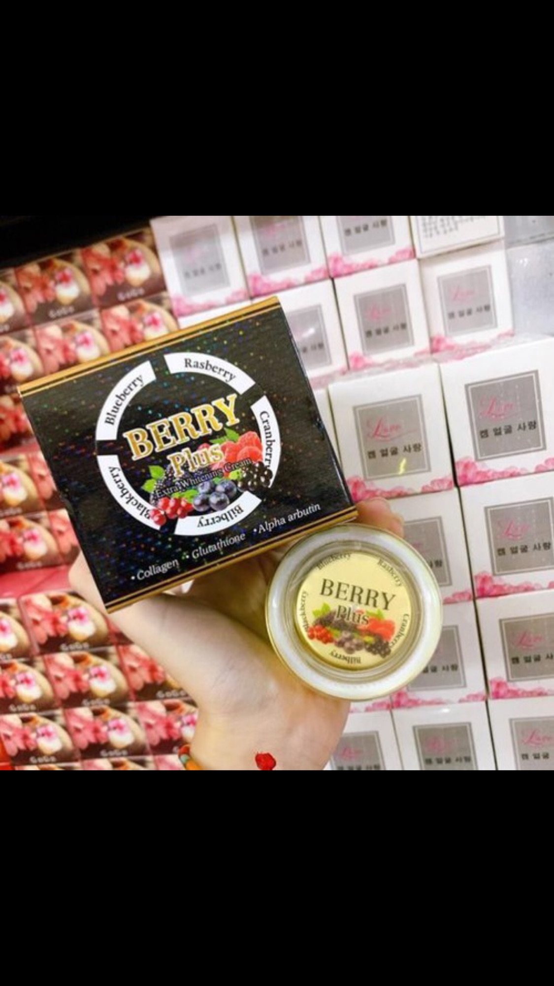 Kem Trái Cây BERRY PLUS loại bỏ mụn
