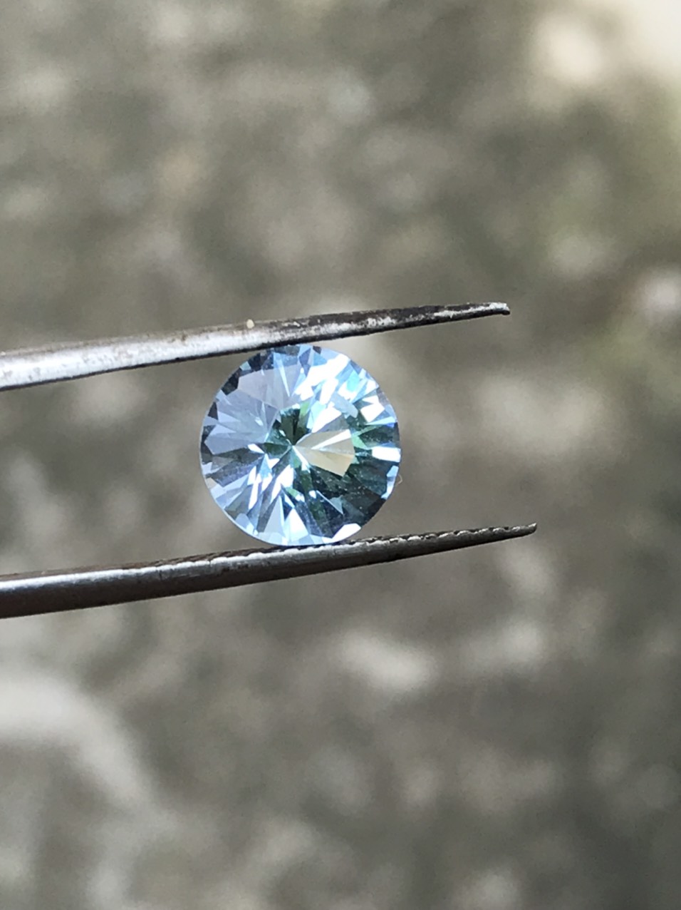 [HCM]ĐÁ TOPAZ TỰ NHIÊN KT 8 MM ( màu xanh )