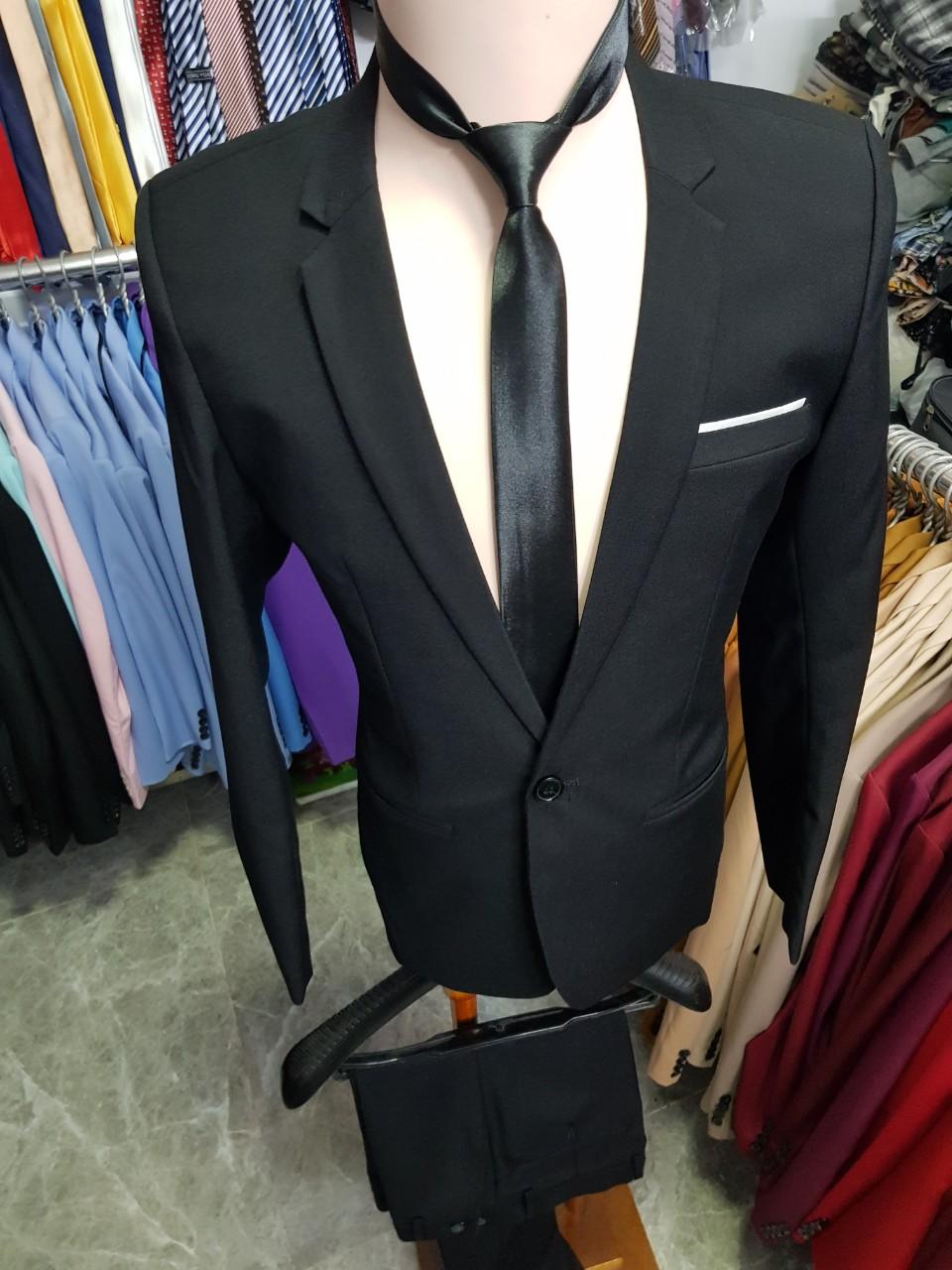 [HCM]Bộ vest nam màu đen chất liệu vải mềm mỏng ( áo vest + quần + cà vạt + nơ )