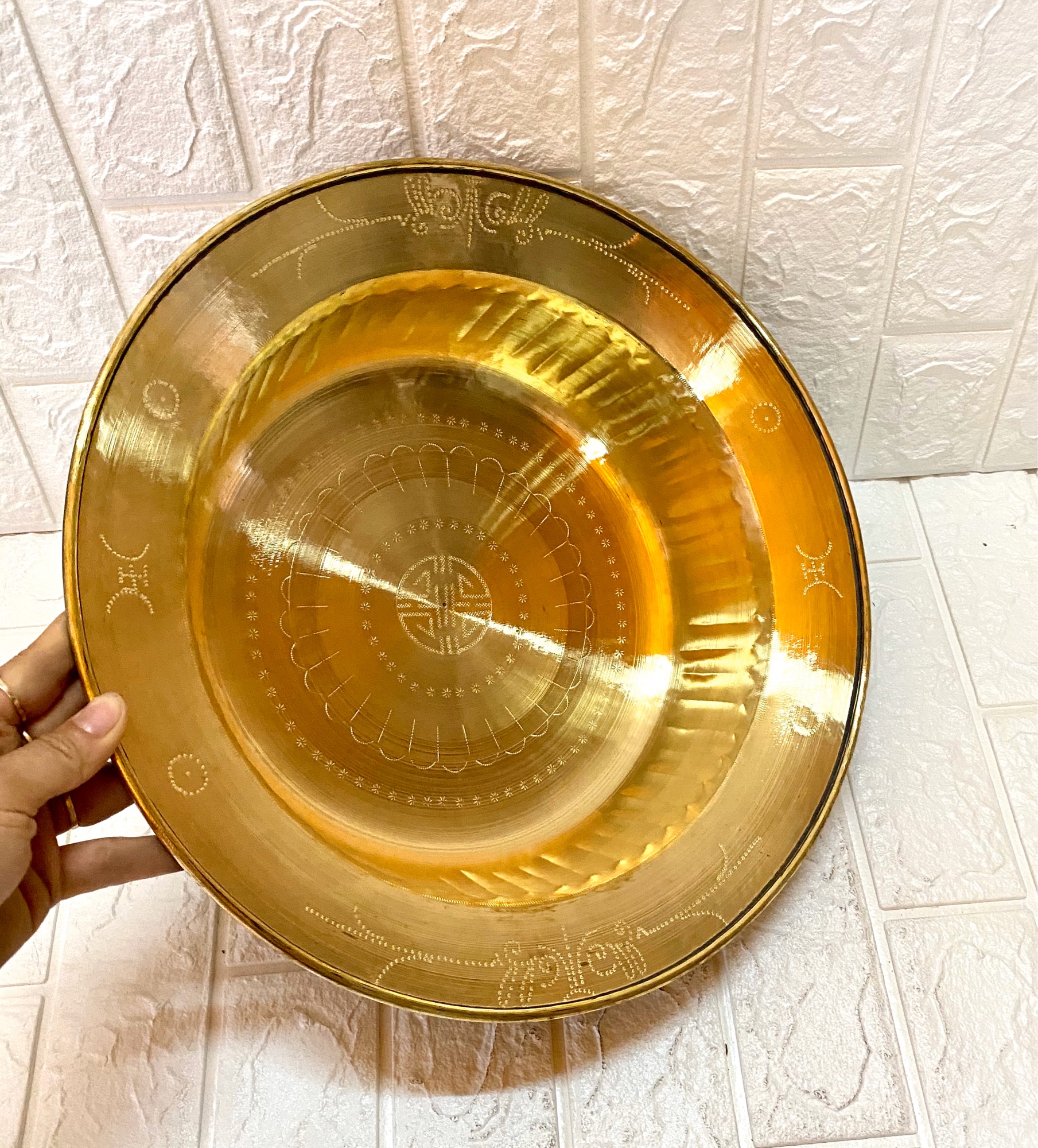 CHẬU ĐỒNG THAU CAO CẤP. KÍCH THƯỚC 27 cm nặng 700gr  Đồng 100%