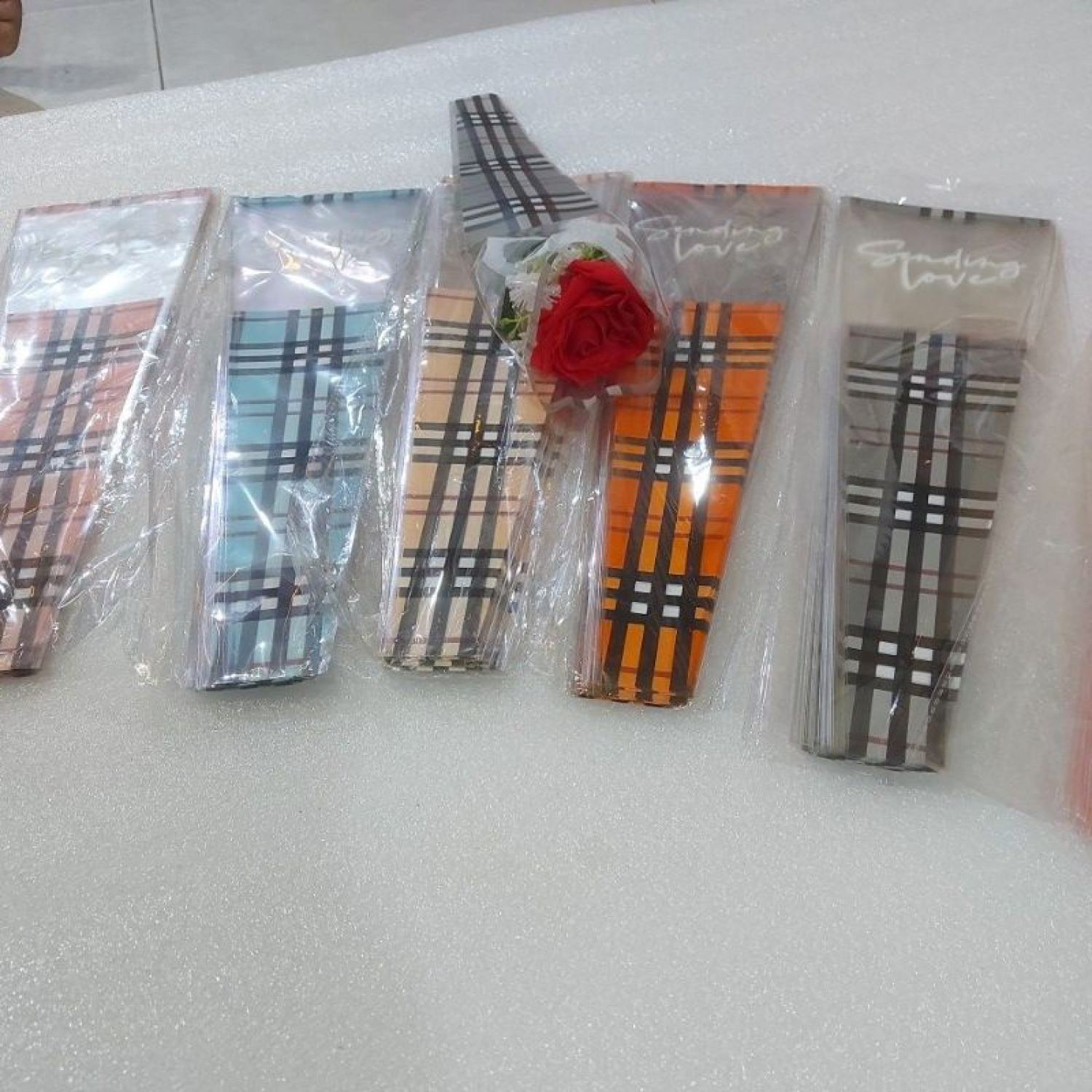 BỊCH ĐỰNG HOA 1 BÔNG  ( XẤP 50 CÁI ).