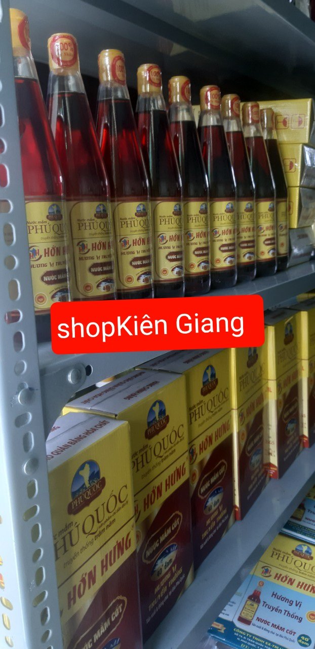 (loại đặt biệt rất ngon) nước mắm CỐT NHĨ HỚN HƯNG PHÚ QUỐC (hộp 2 chai 500ml)(40 độ đạm)
