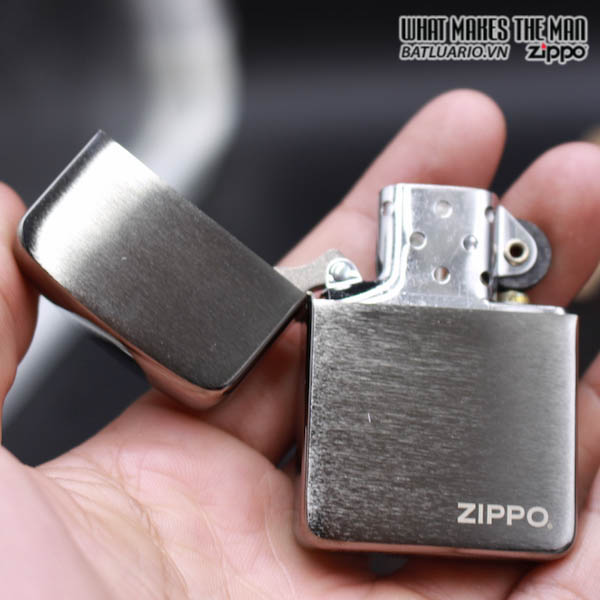 Bật lửa Zippo 24485 – Zippo 1941 Black Ice with Zippo Logo