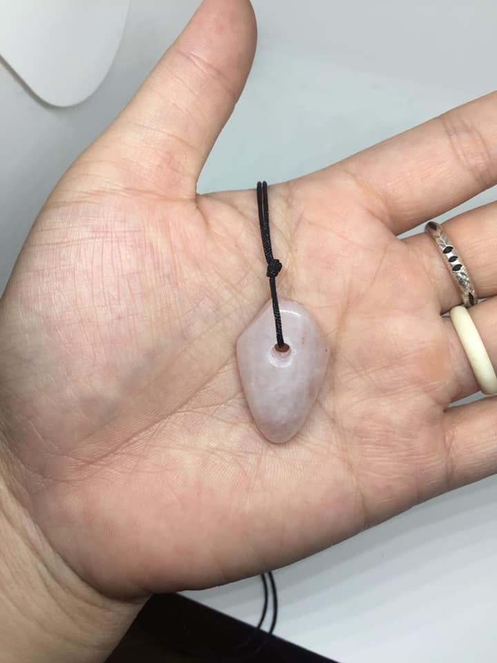 MẶT DÂY ĐEO CỔ ĐÁ VỤN BÓNG 20k