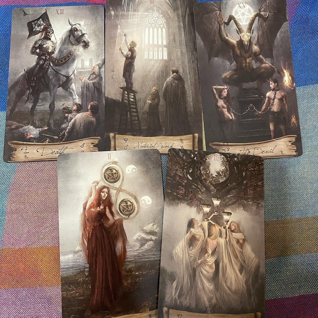 Heaven and Earth Tarot Kit