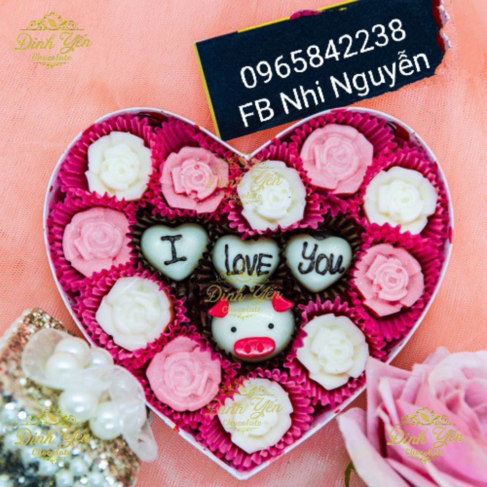 18 viên socola Valentine theo yêu cầu ( kèm thiệp nếu yêu cầu)