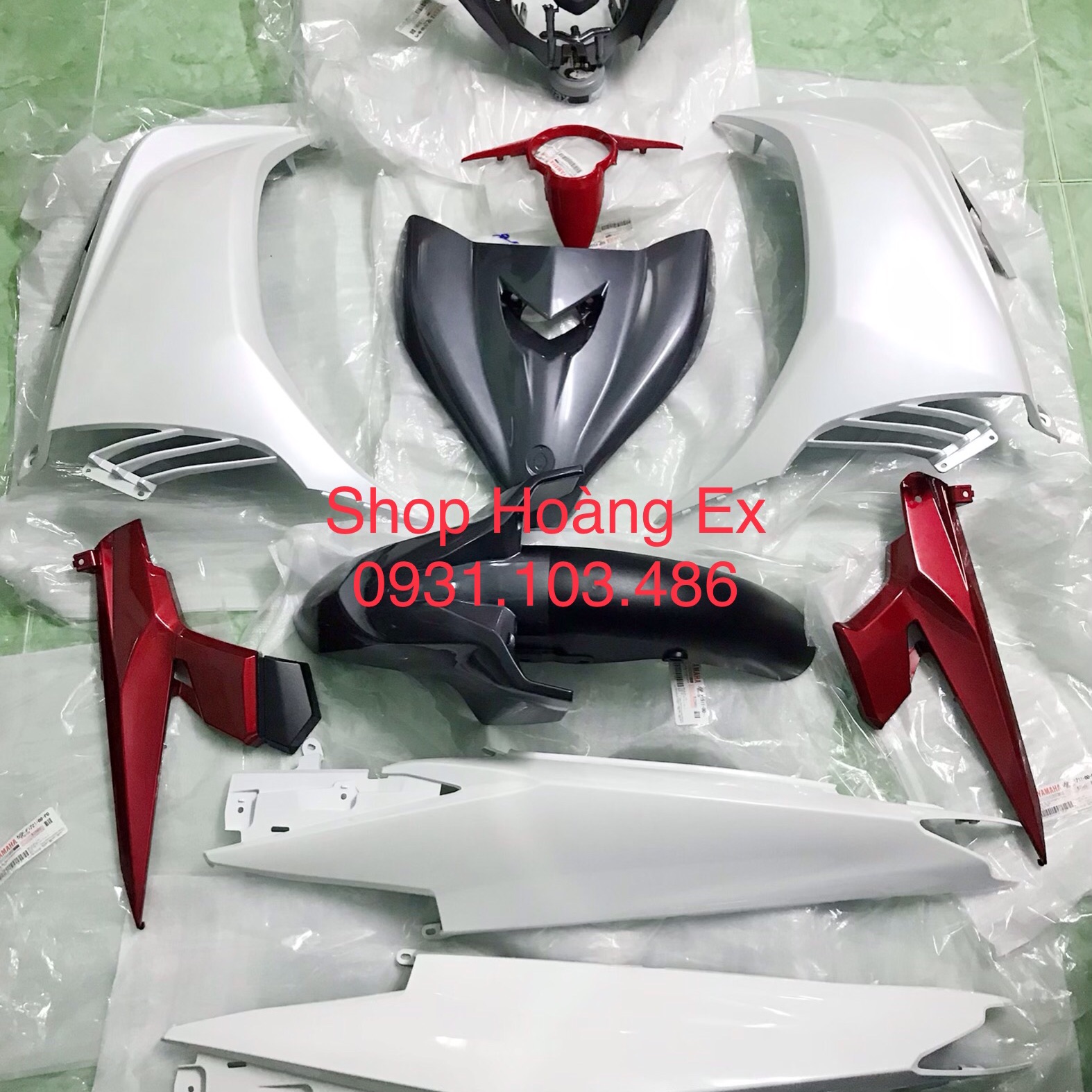 [HCM]Dàn áo Exciter 135 màu xám trắng đỏ đời 2013- hàng zin chính hãng
