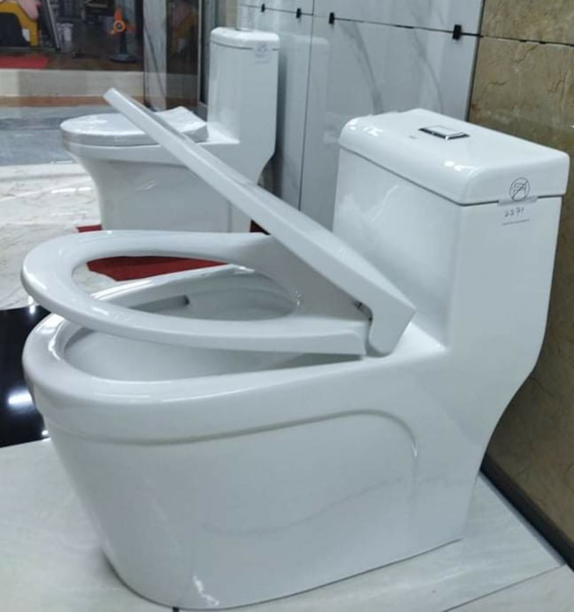 Bồn cầu cao cấp liền khối mã 2271