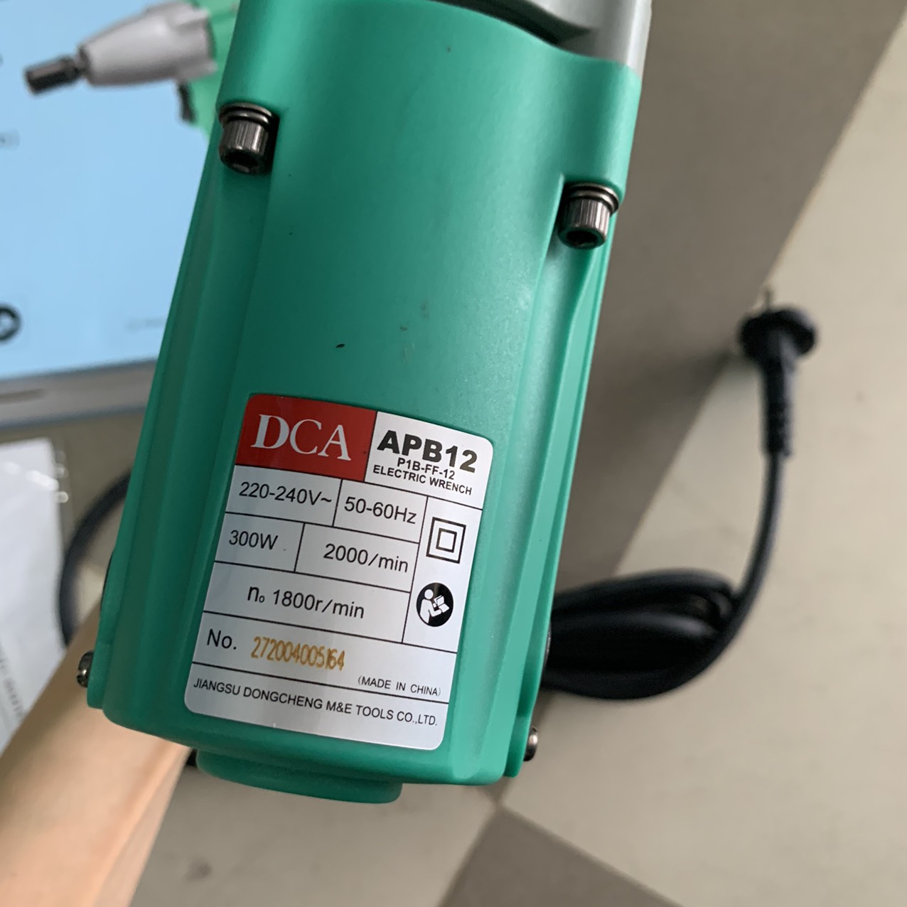 1/2" Máy vặn bulông 300W DCA APB12
