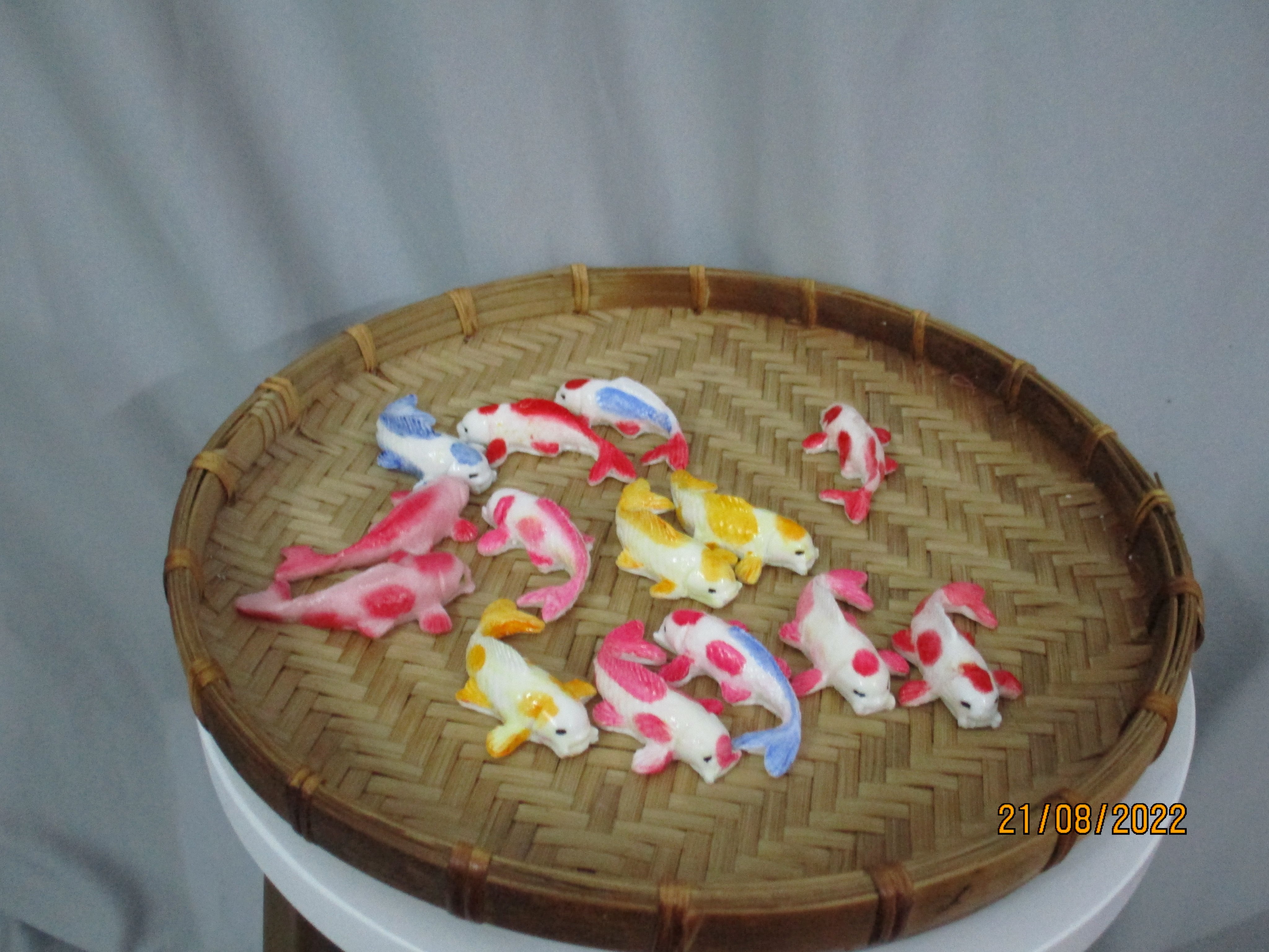Cá Koi đất sét 6.4cm siêu đẹp giao ngẫu nhiên
