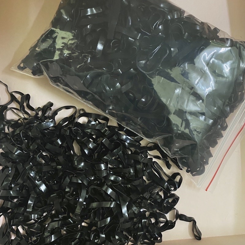 Chun buộc tóc đen siêu dai