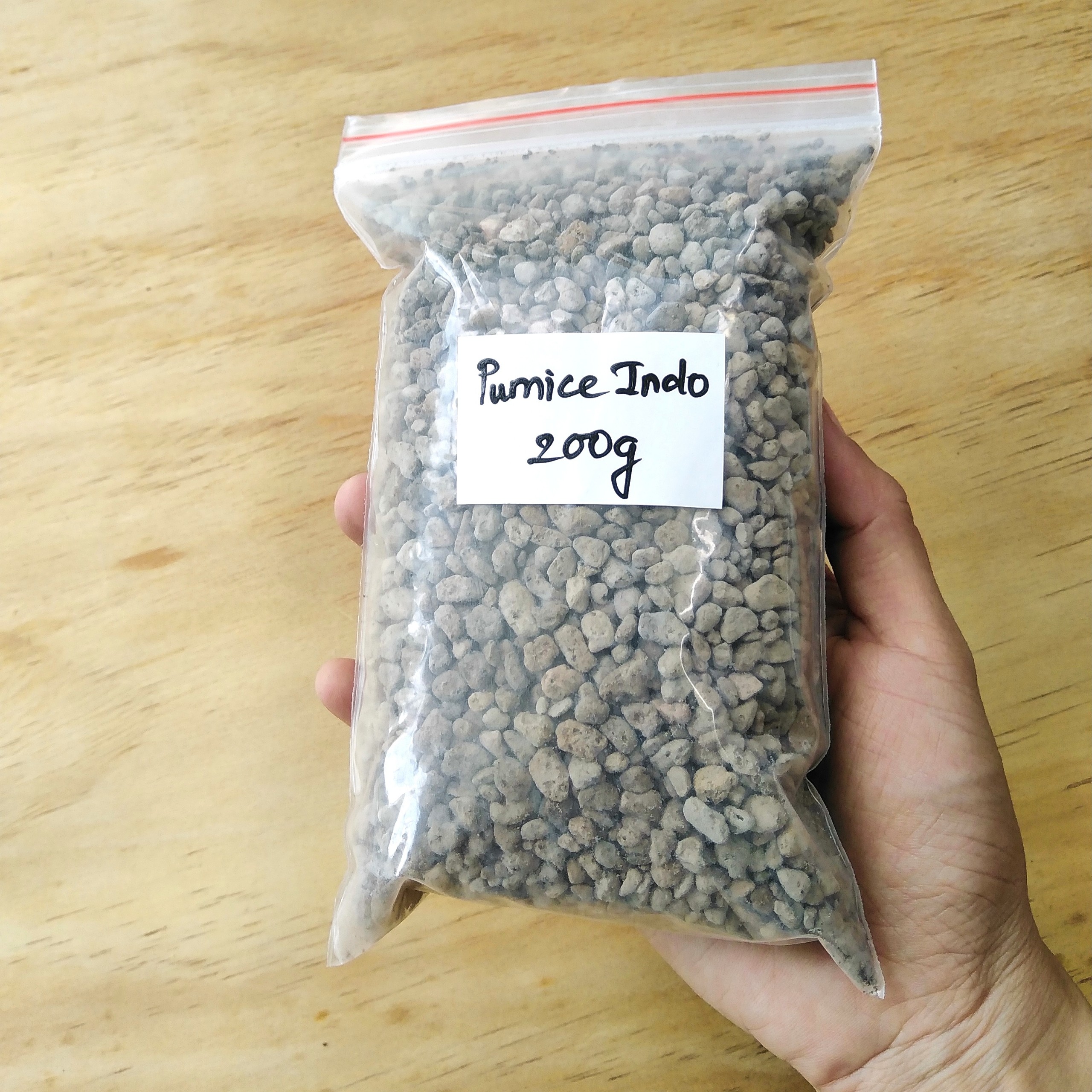 Túi 200gr Đá Pumice - Đá Bọt Núi Lửa Size 3-8mm