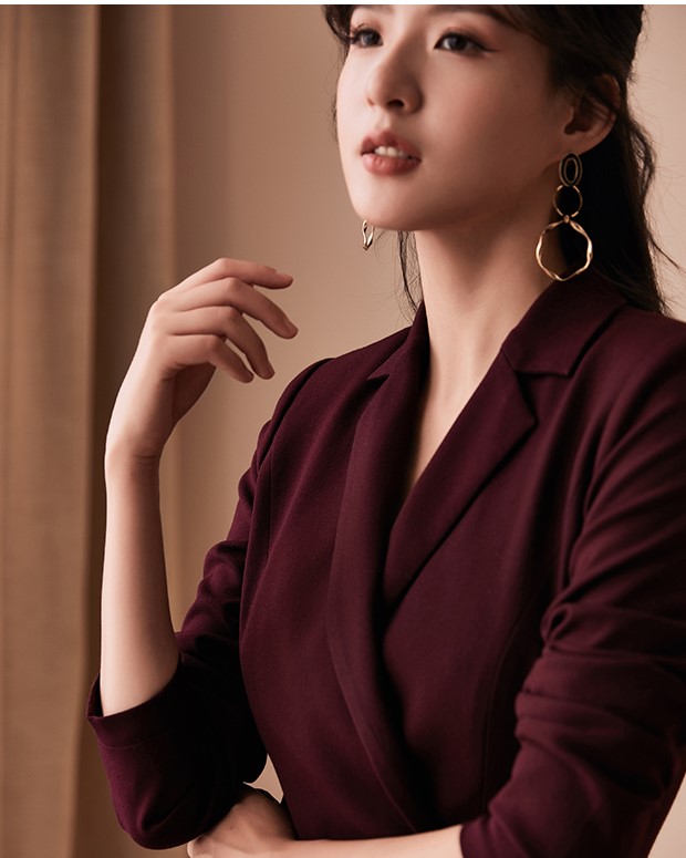 Đầm vest đuôi cá tay dài đổ đô cổ đấp chéo