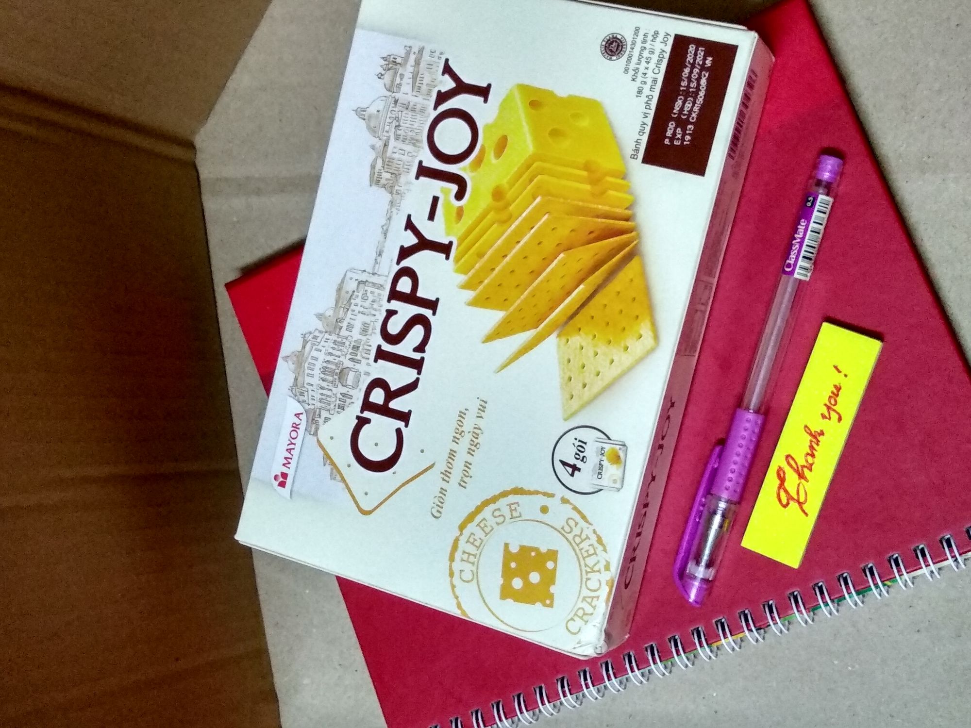 Bánh Quy Vị Phô Mai Crispy Joy (180g)
